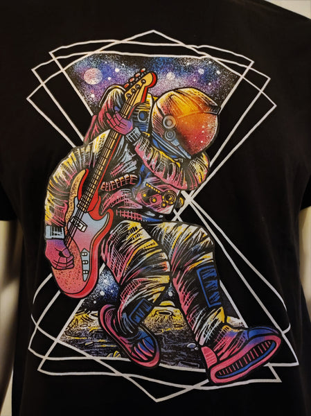 Astronaut Play Guitar